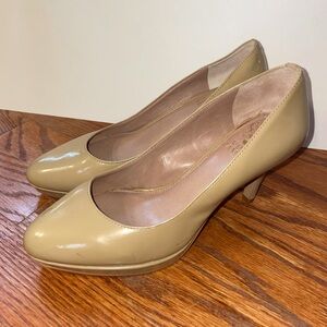 Vince Camuto Zella Petal Pump